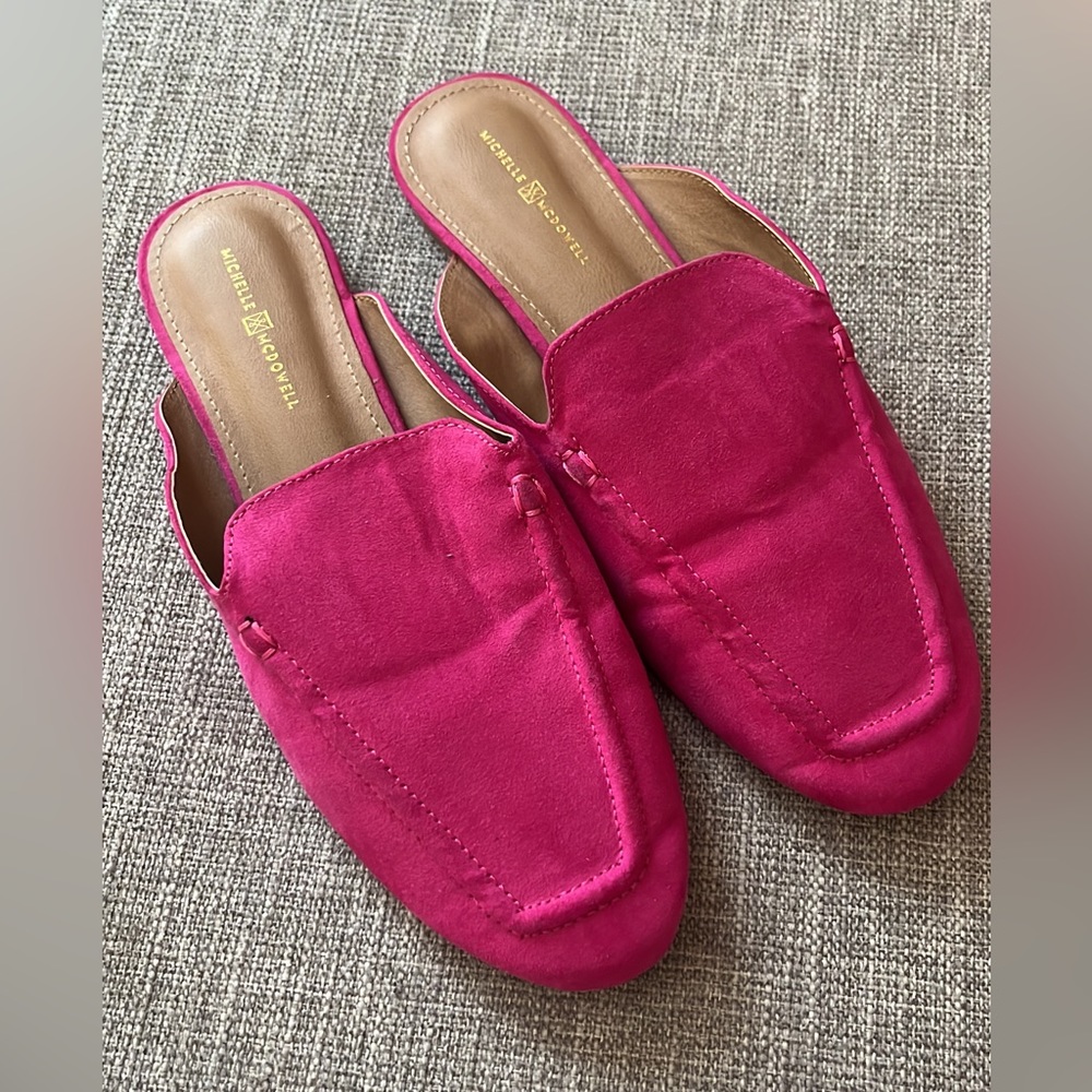 Michelle McDowell flats